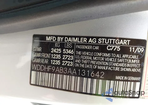 2010 Mercedes-Benz E 550 4Matic из США, поврежденный, VIN WDDHF9AB3AA131642